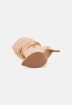 Even&Odd Bottes À Talons Hauts - Rose Gold-Coloured 12 Even&Odd Bottes À Talons Hauts - Rose Gold-Coloured -Even&Odd 01ee2c2e3ff5460596f55102fd4e35f9