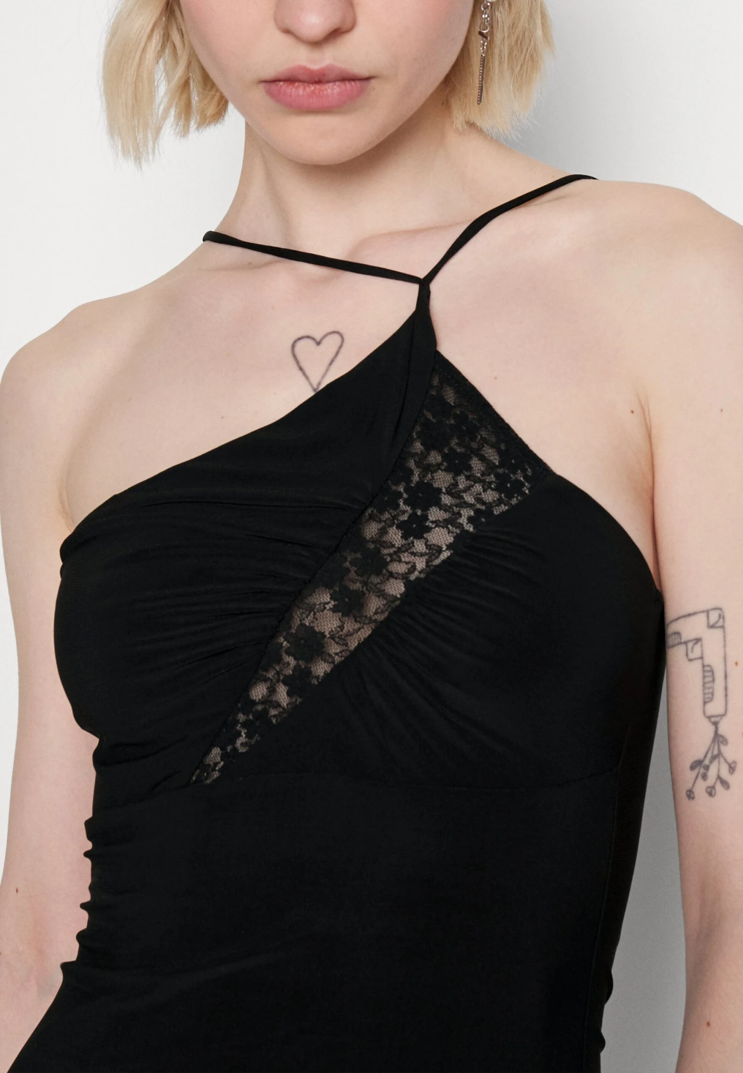 Even&Odd Robe De Soirée - Black 8 Even&Odd Robe De Soirée - Black – Image 6