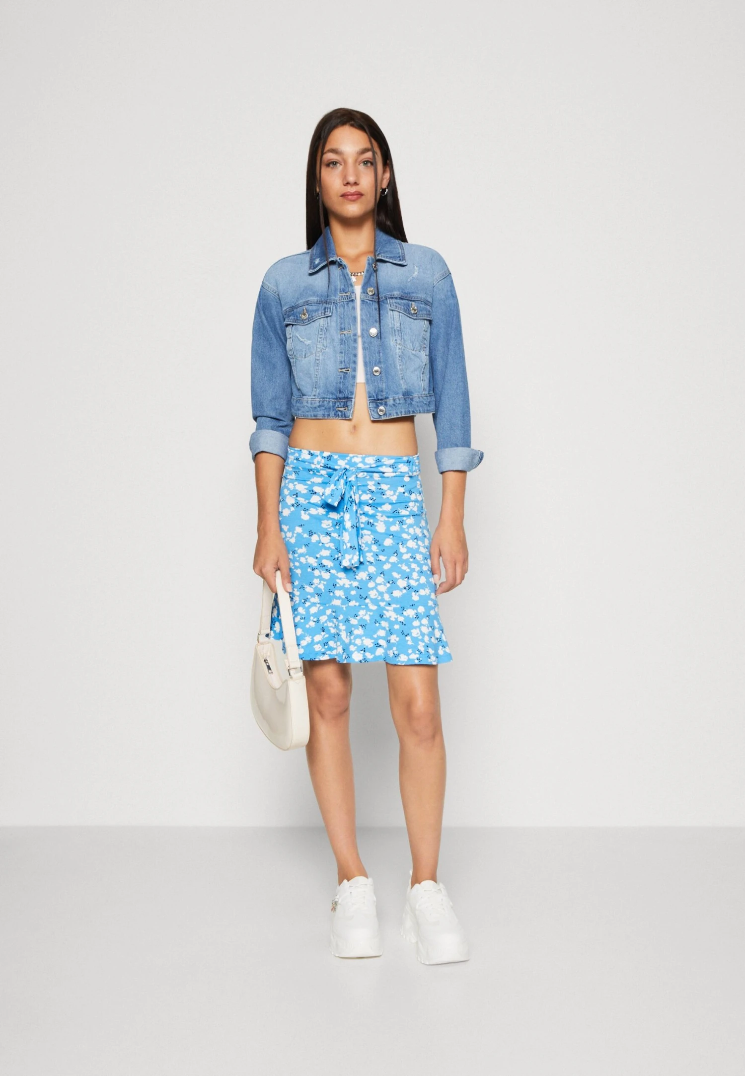 Even&Odd Mini Skirt With Volant - Jupe Trapèze - Light Blue/White 4 Even&Odd Mini Skirt With Volant - Jupe Trapèze - Light Blue/White – Image 2