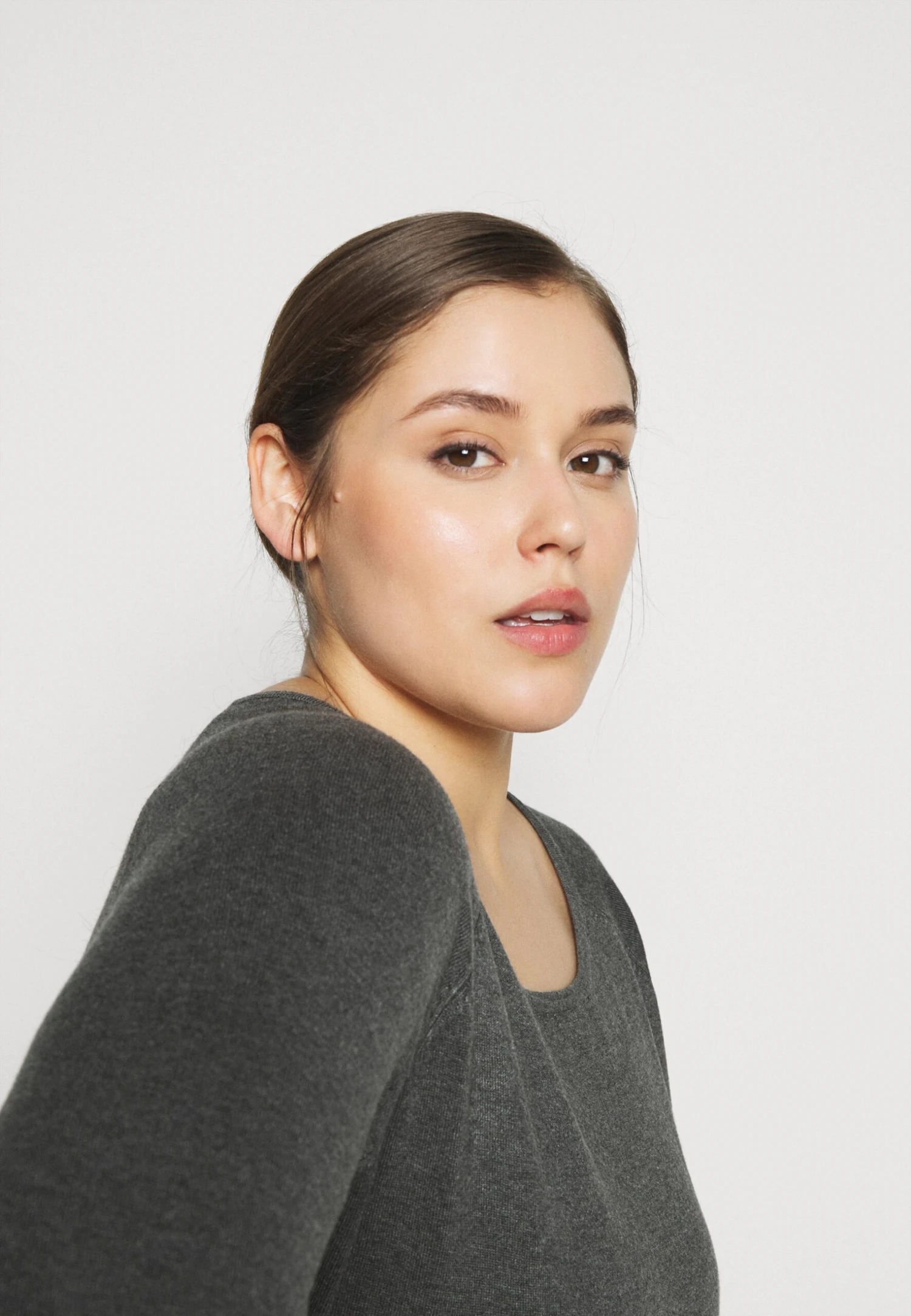 Pullover - Dark Grey 7 Pullover - Dark Grey – Image 5