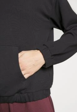 Sweatshirt - Black -Even&Odd 1a9268db584e448ba07c4e224c92c27a