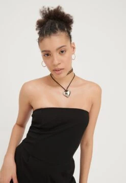 Even&Odd Bandeau Wide Leg Jumpsuit - Combinaison - Black 11 Even&Odd Bandeau Wide Leg Jumpsuit - Combinaison - Black -Even&Odd 1b4c0b4d2c1045f6b841511f5c95fc2a