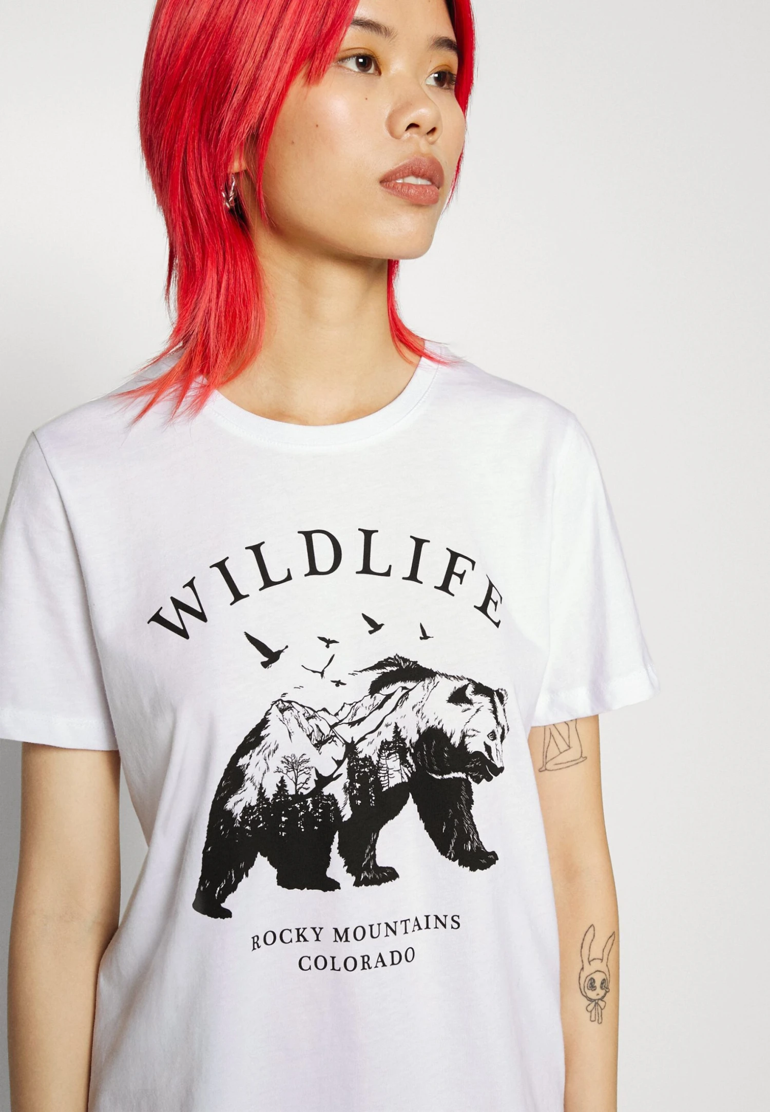 Even&Odd Hattie Printed Wildlife Bear - T-Shirt Basique - White 7 Even&Odd Hattie Printed Wildlife Bear - T-Shirt Basique - White – Image 5