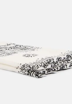 Even&Odd Écharpe - Black/White 14 Even&Odd Écharpe - Black/White -Even&Odd 1ebf63be6d684e878ef0d53d7767d872