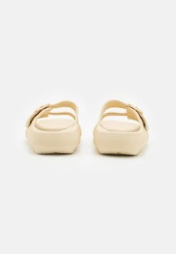 Even&Odd Sandales De Bain - Off White 11 Even&Odd Sandales De Bain - Off White -Even&Odd 2cf7517025da44d6a90022881dd07184