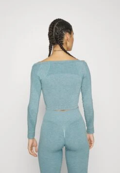 Seamless Cropped Longsleeve - T-Shirt À Manches Longues - Blue-Grey 9 Seamless Cropped Longsleeve - T-Shirt À Manches Longues - Blue-Grey -Even&Odd 3b3db7b737504ac6b7fb7d3b77257033