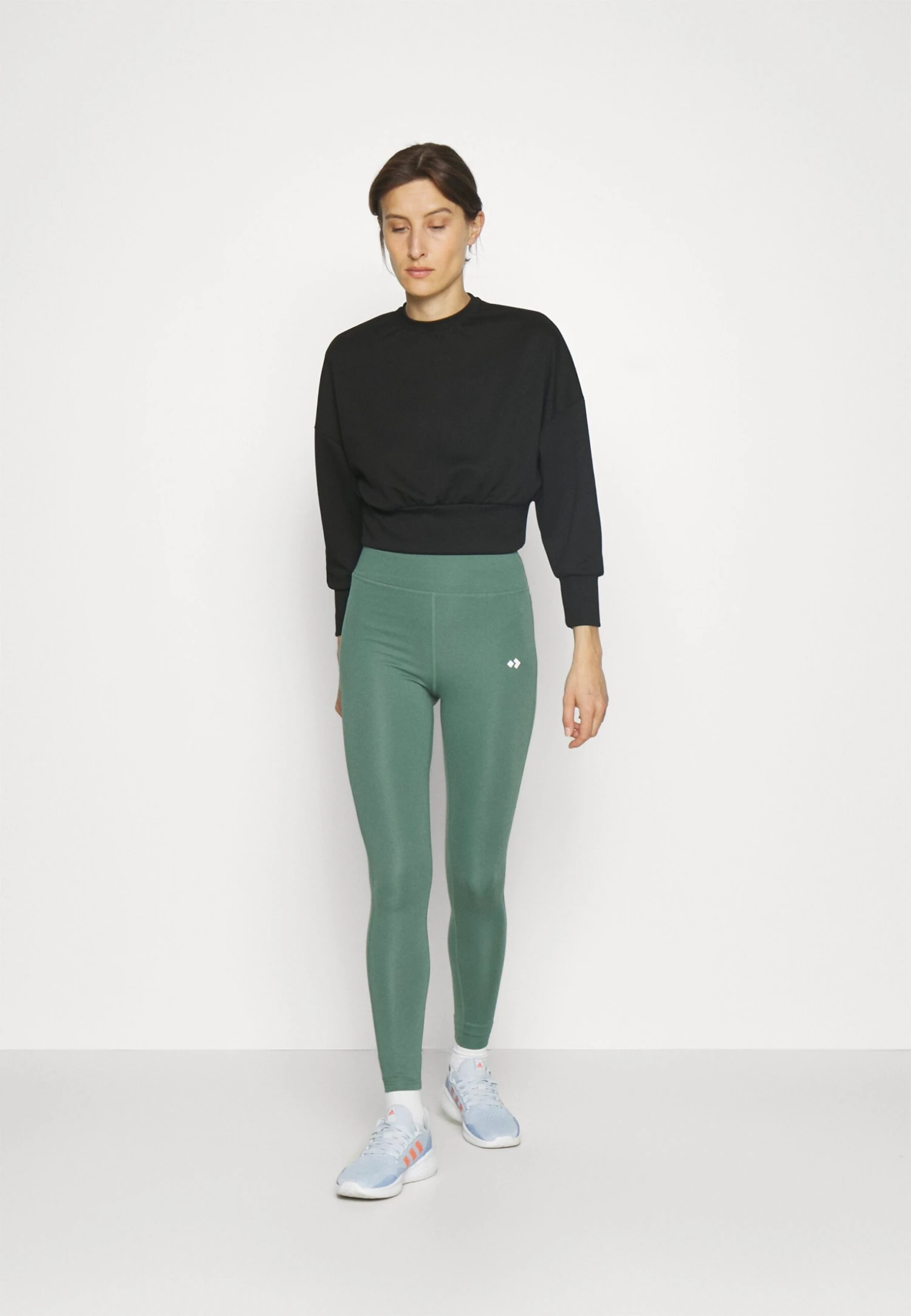 Sweatshirt - Black 4 Sweatshirt - Black – Image 2