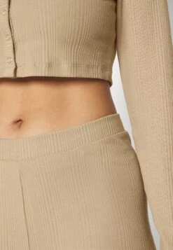 Short - Beige 12 Short - Beige -Even&Odd 44b7c5e323664e71810e30277ad6e22f