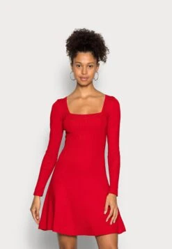 Even&Odd Eckiger Ausschnitt Mini Strickkleid - Robe Pull - Red