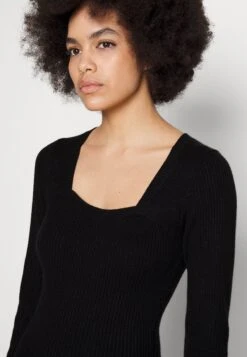 Even&Odd Robe Pull - Black 11 Even&Odd Robe Pull - Black -Even&Odd 4d2d5293c53941a2b26985c70665c7d1