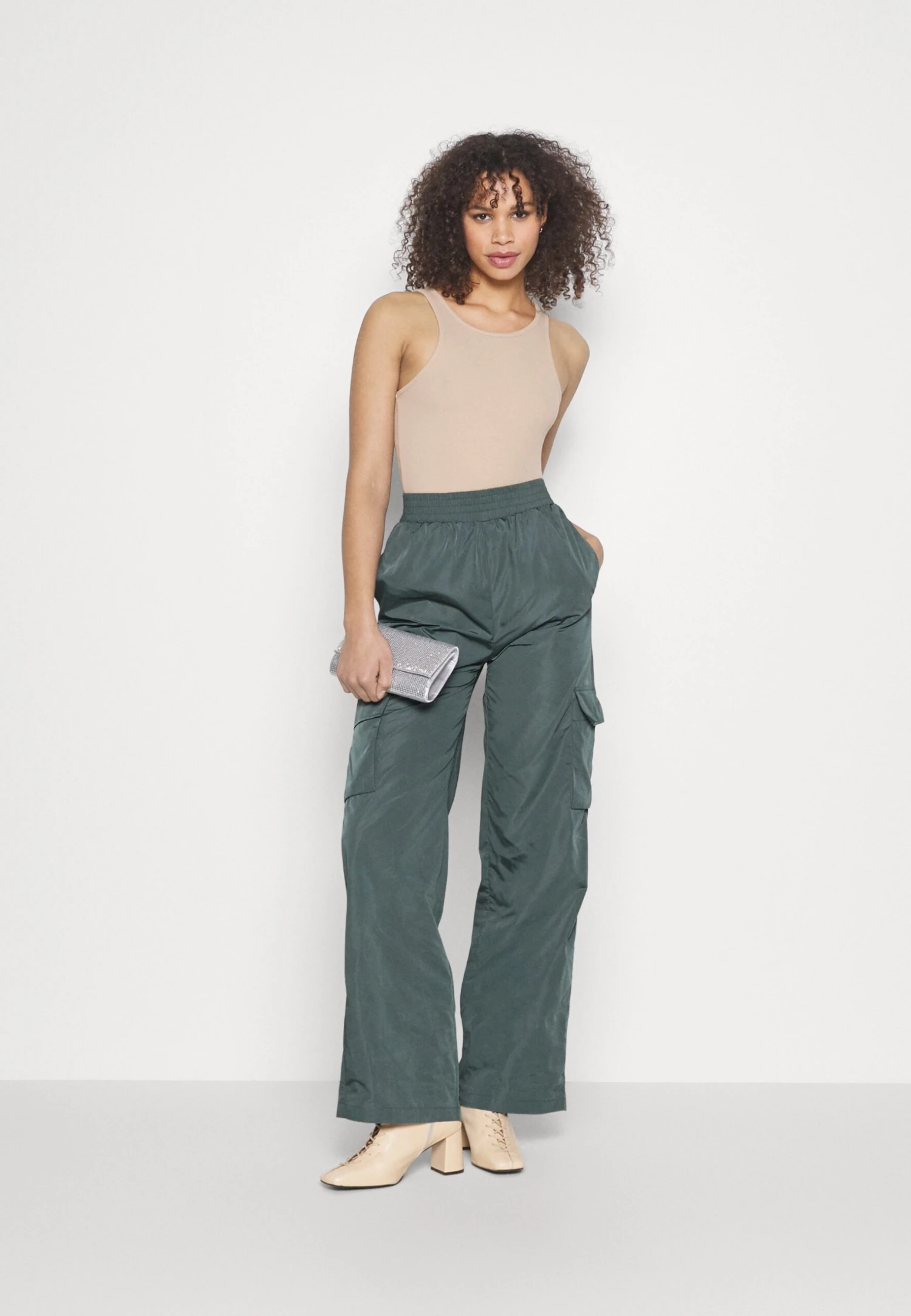 Pantalon Cargo - Dark Green 4 Pantalon Cargo - Dark Green – Image 2