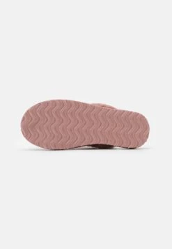 Even&Odd Chaussons - Pink -Even&Odd 5b013f3ce6d744fe996e204c6636533a