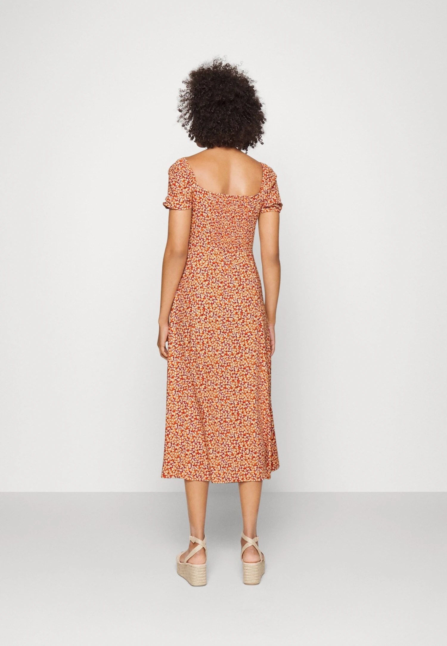 Even&Odd Robe De Jour - Red/White 5 Even&Odd Robe De Jour - Red/White â Image 3