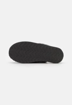Even&Odd Chaussons - Black 12 Even&Odd Chaussons - Black -Even&Odd 6e20f3d170ac46708d158b6d4a2b2129