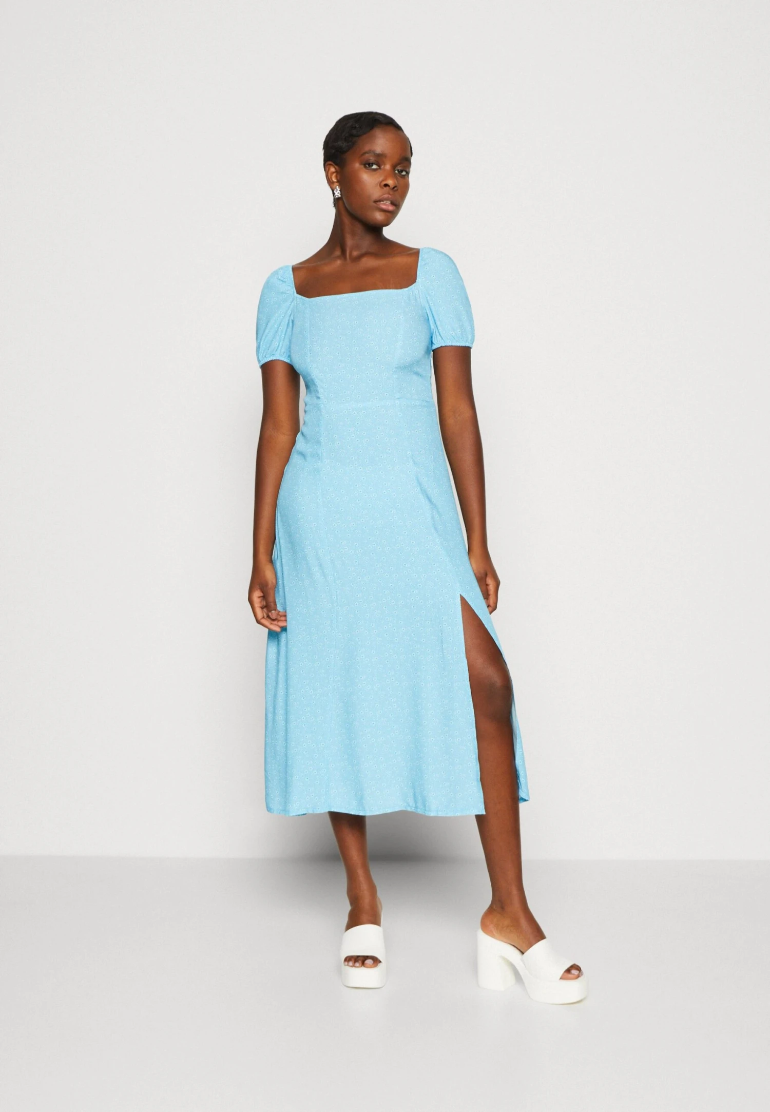 Even&Odd Robe De Jour - Light Blue/White 3 Even&Odd Robe De Jour - Light Blue/White