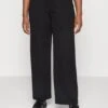 Tailored Wide Trouser - Pantalon Classique - Black 1 Tailored Wide Trouser - Pantalon Classique - Black -Even&Odd 82e4d064f9a84ab8a1efecd9f5ea285d