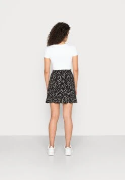 Even&Odd Mini Skirt With Volant - Jupe Trapèze - Black/White -Even&Odd 8378b46116d24880bbe73b772a543adf