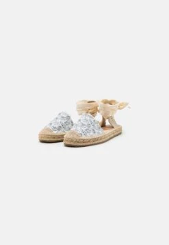 Even&Odd Disney D100 - Espadrilles - White 10 Even&Odd Disney D100 - Espadrilles - White -Even&Odd 864cfb2ef44d4146987666e129a7fa0a