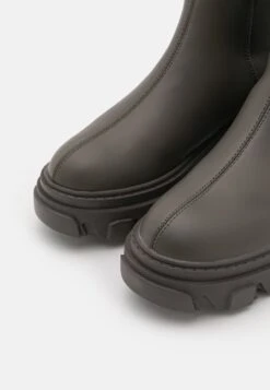 Even&Odd Bottes À Plateau - Grey 13 Even&Odd Bottes À Plateau - Grey -Even&Odd 95b85a8c03834c4ba46f551370bd2d1e