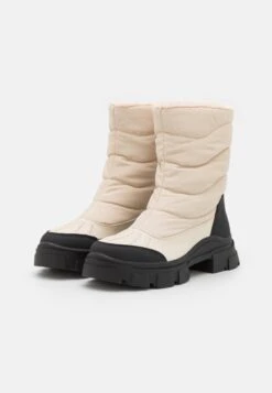 Bottes De Neige - Off-White 10 Bottes De Neige - Off-White -Even&Odd 9c7b7b0ab8d3454f99b406716059acb7