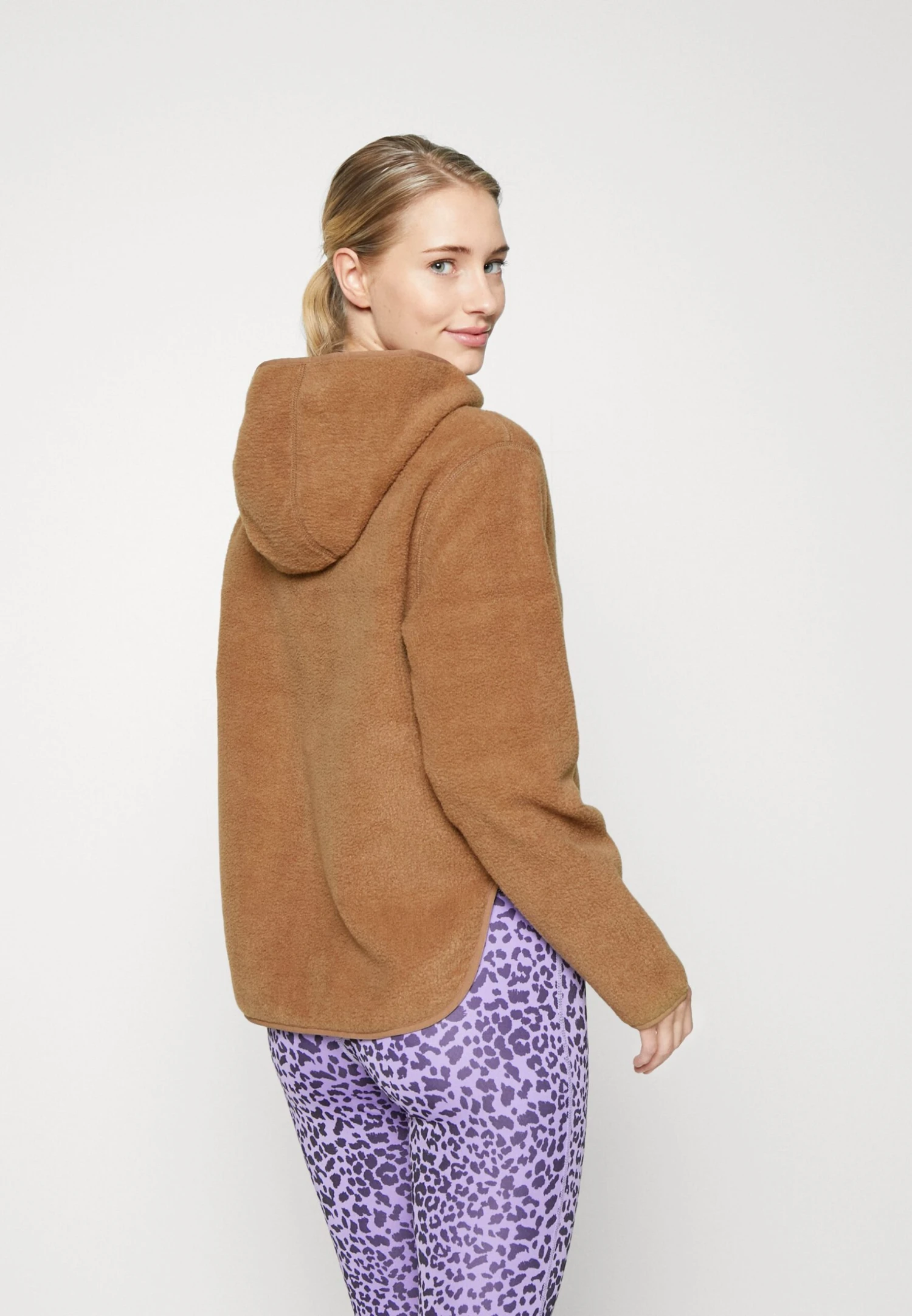 Veste Polaire - Light Brown 5 Veste Polaire - Light Brown – Image 3