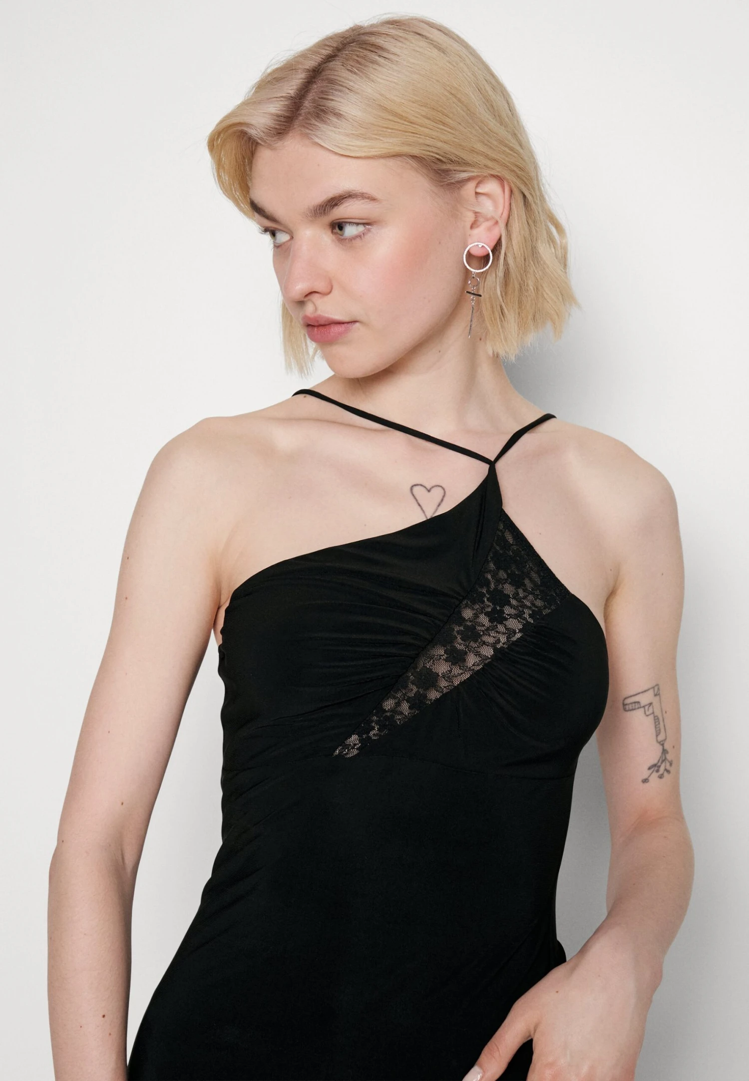 Even&Odd Robe De Soirée - Black 6 Even&Odd Robe De Soirée - Black – Image 4