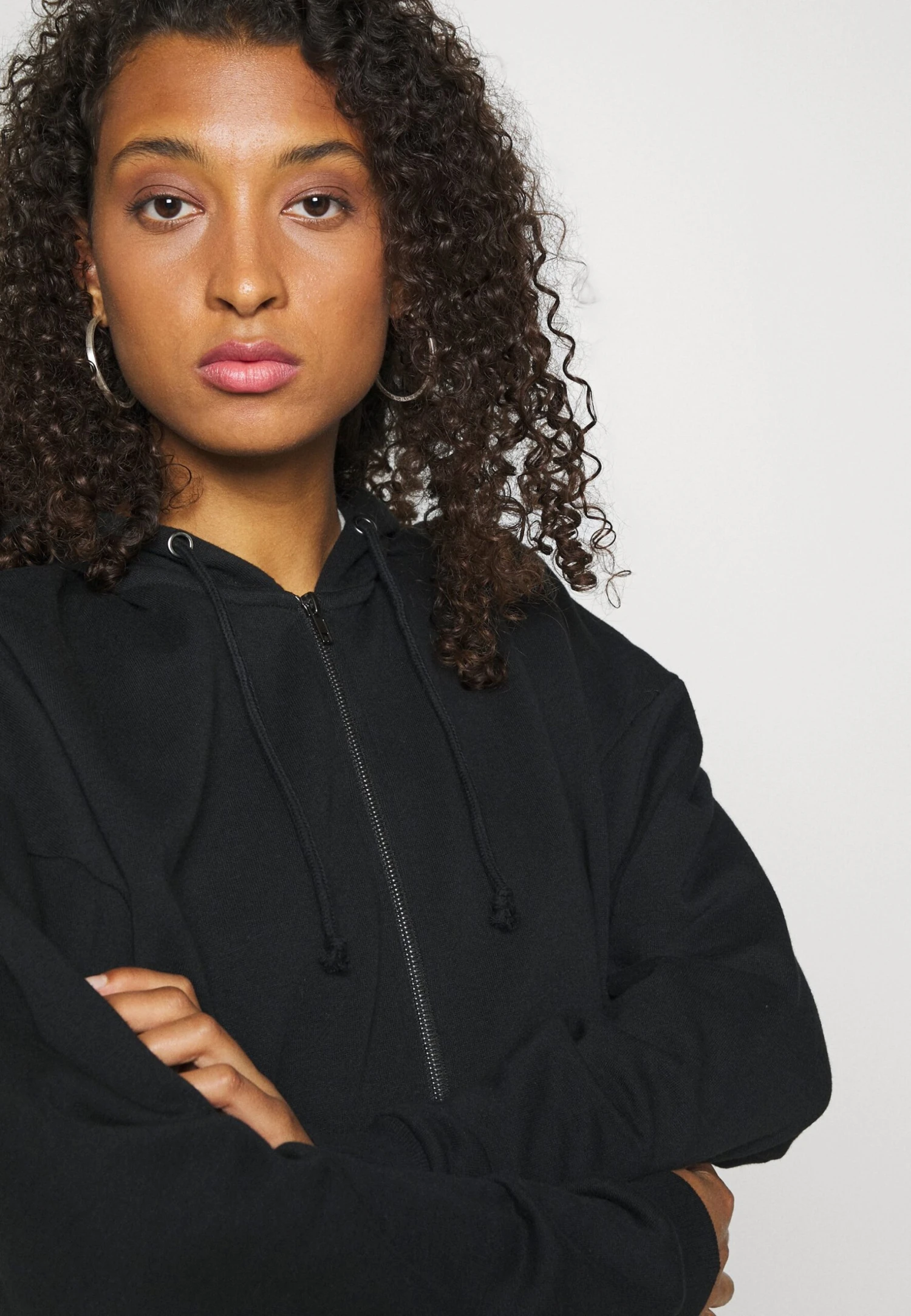 Even&Odd Sweat Zippé - Black 6 Even&Odd Sweat Zippé - Black – Image 4