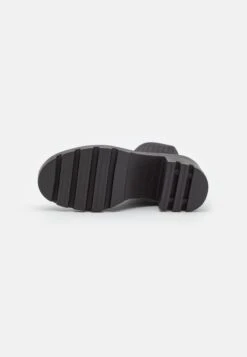 Bottines À Plateau - Black 12 Bottines À Plateau - Black -Even&Odd b6ed827222db4644a8b9c9495adfe09b