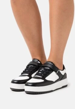 Even&Odd Baskets Basses - White/Black