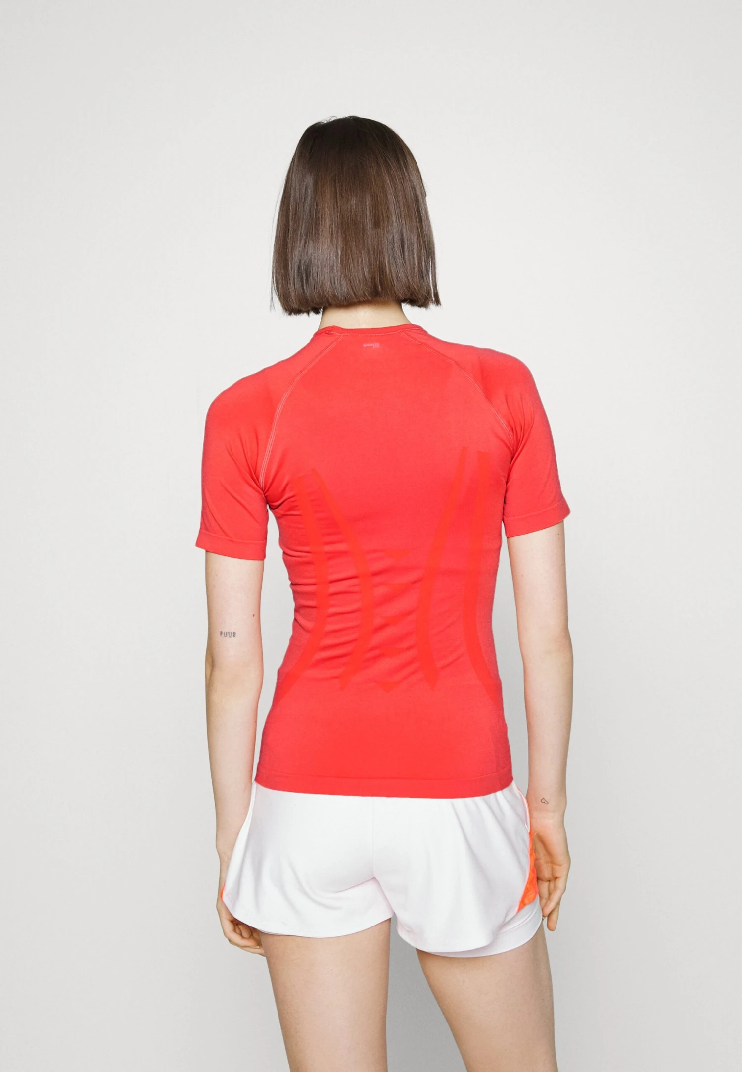 Performance T-Shirt Seamless - T-Shirt Basique - Red 5 Performance T-Shirt Seamless - T-Shirt Basique - Red – Image 3