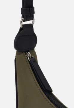 Even&Odd Sac Bandoulière - Green 9 Even&Odd Sac Bandoulière - Green -Even&Odd bf3a46ba5e824da0b9f6b748f58d4cb9