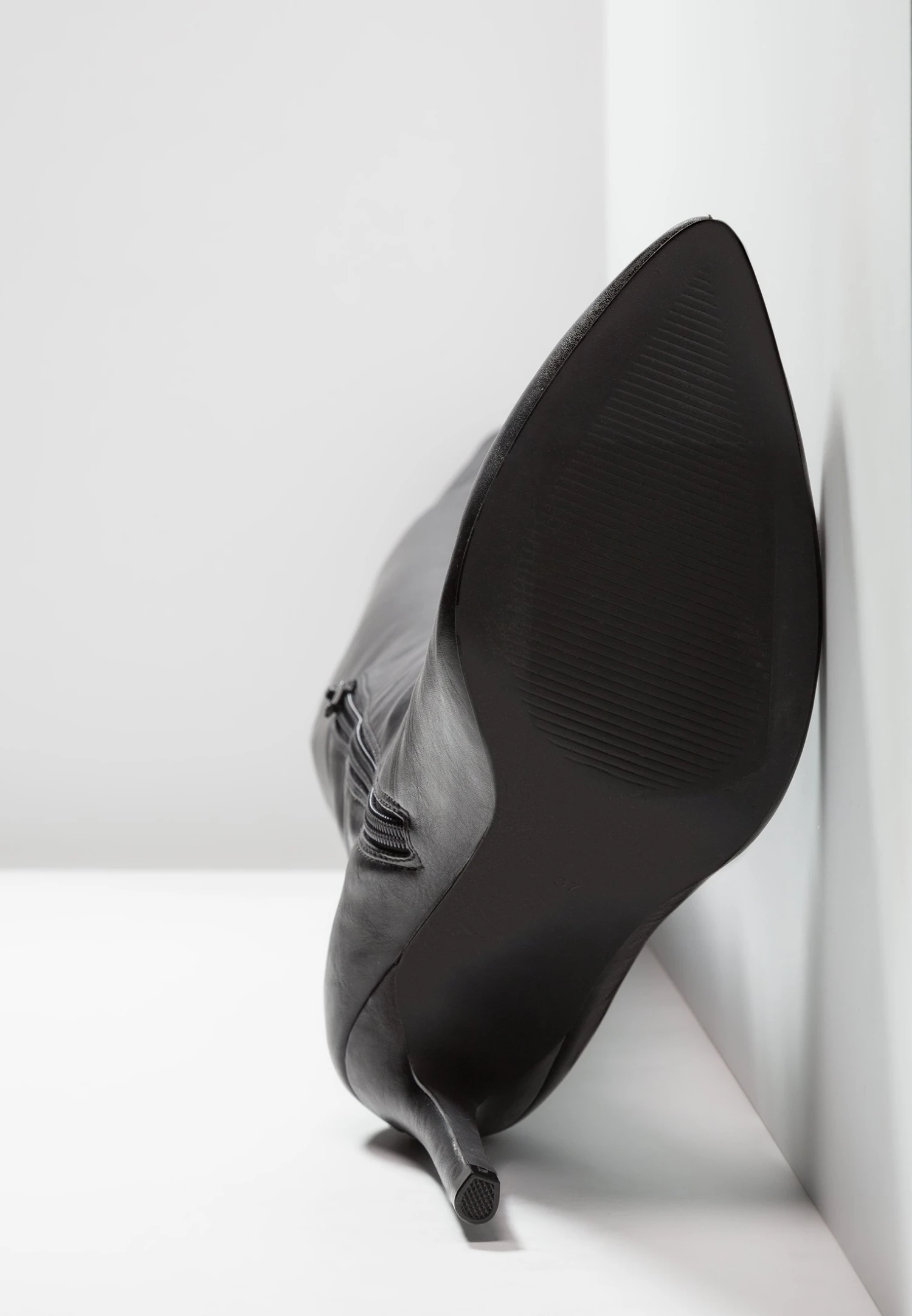 Even&Odd Bottes À Talons Hauts - Black 9 Even&Odd Bottes À Talons Hauts - Black – Image 7