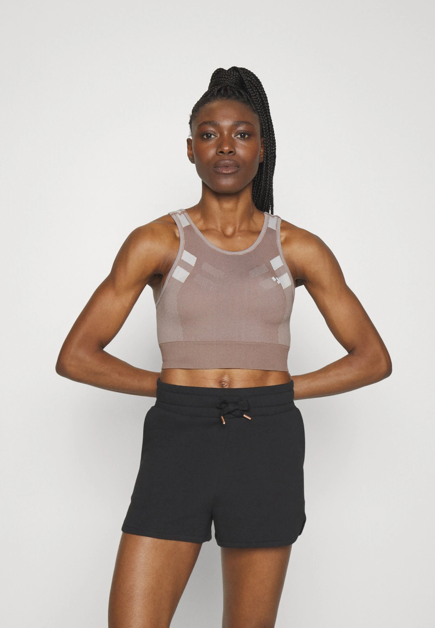 Brassières De Sport À Maintien Normal - Taupe 3 Brassières De Sport À Maintien Normal - Taupe