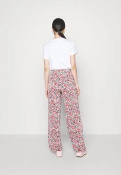 Plisse Flared Trousers - Pantalon Classique - 917 - Multi-Coloured 9 Plisse Flared Trousers - Pantalon Classique - 917 - Multi-Coloured -Even&Odd e8a0712256e24fc8a9654aa7229c0fca