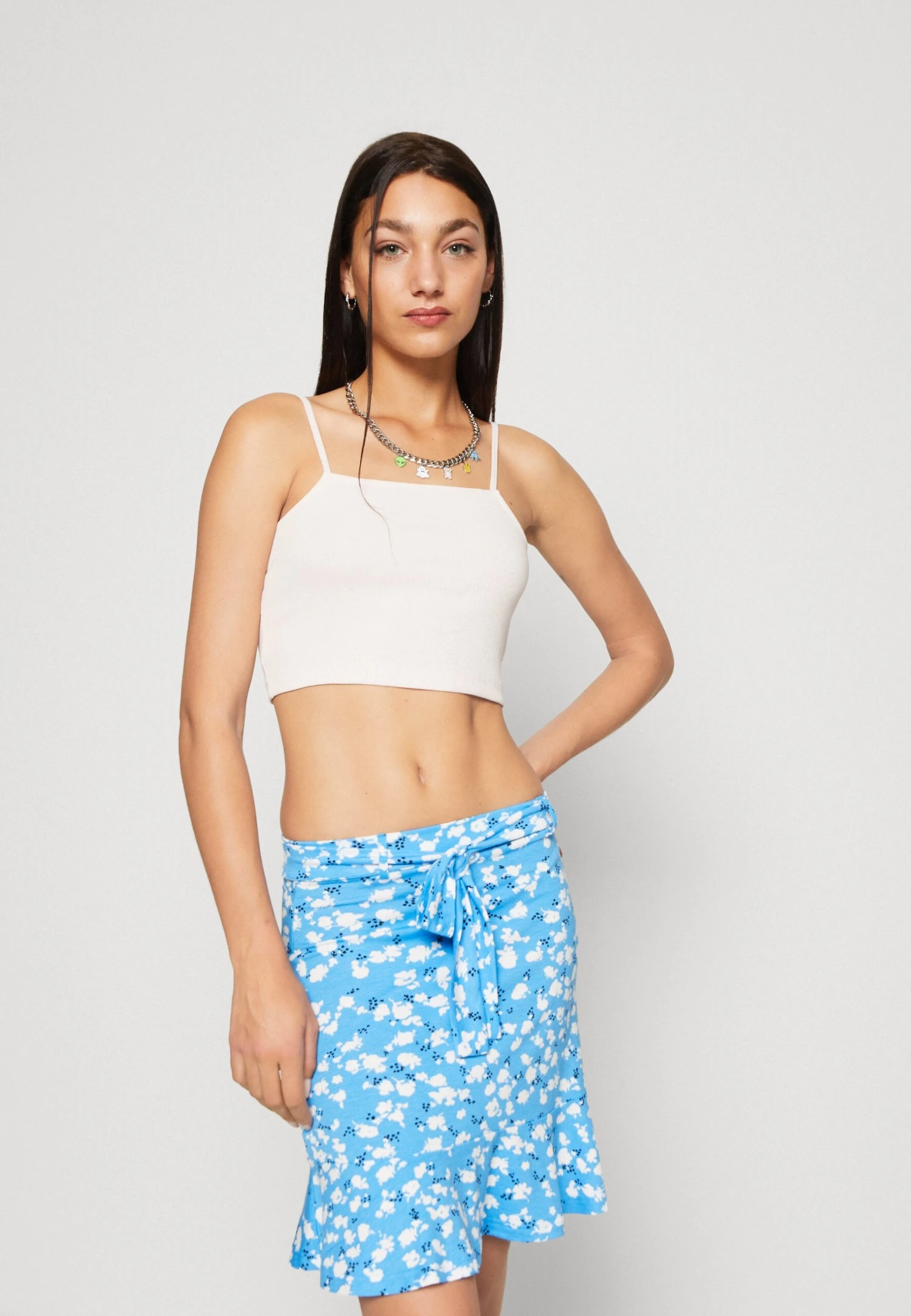 Even&Odd Mini Skirt With Volant - Jupe Trapèze - Light Blue/White 6 Even&Odd Mini Skirt With Volant - Jupe Trapèze - Light Blue/White – Image 4