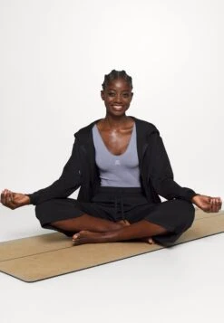 Pantalon De Survêtement - Black 11 Pantalon De Survêtement - Black -Even&Odd fa40daa20e5f470e8cf1c5ec6ed50d87